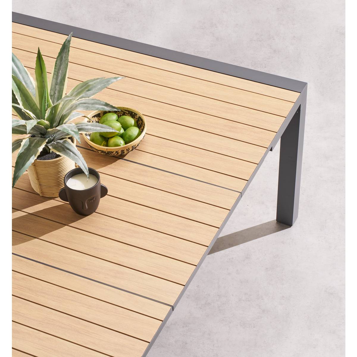 Quadratischer Gartentisch ÉVASION Leinen / Ton 10 Plätze - Epoxy-behandeltes Aluminium, Aluminiumlatten in Holzoptik Leinen / Ton