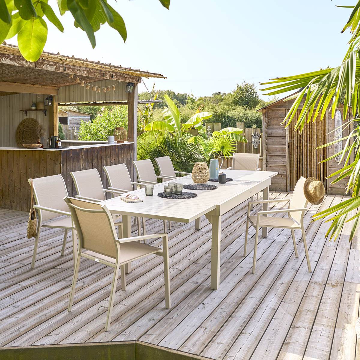 Ausziehbarer Gartentisch PIAZZA Ton 12 Plätze - Epoxy-beschichtetes Aluminium Lehm