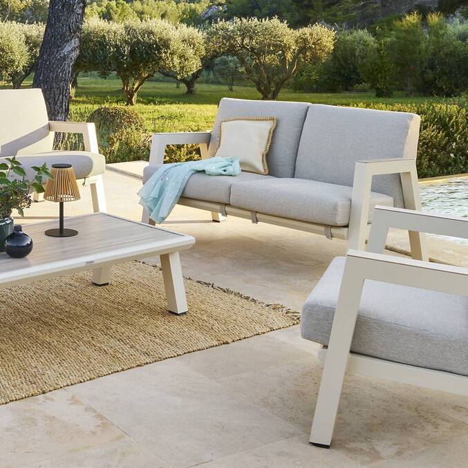 Gartensofa AXIOME Ton 2 Plätze - Epoxy-behandeltes Aluminium, Polyester Lehm