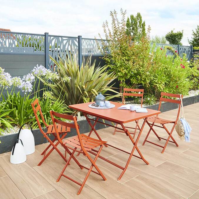 Klappbares rechteckiges Gartentisch-Set + 4 Stühle GREENSBORO Bernstein 4 Plätze - Epoxidharz-beschichteter Stahl, Verstärkte Rostschutzbehandlung Bernstein