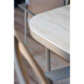 Gartenstuhl mit Armlehnen AXANT Dattel / Kaffee Epoxidharz behandeltes Aluminium, Texaline Dattel / Kaffee