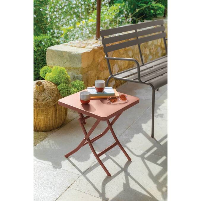 Quadratischer klappbarer Gartenbeistelltisch GREENSBORO Mahagoni 40 x 40 cm - Stahl, Verstärkter Rostschutz Mahagonibraun