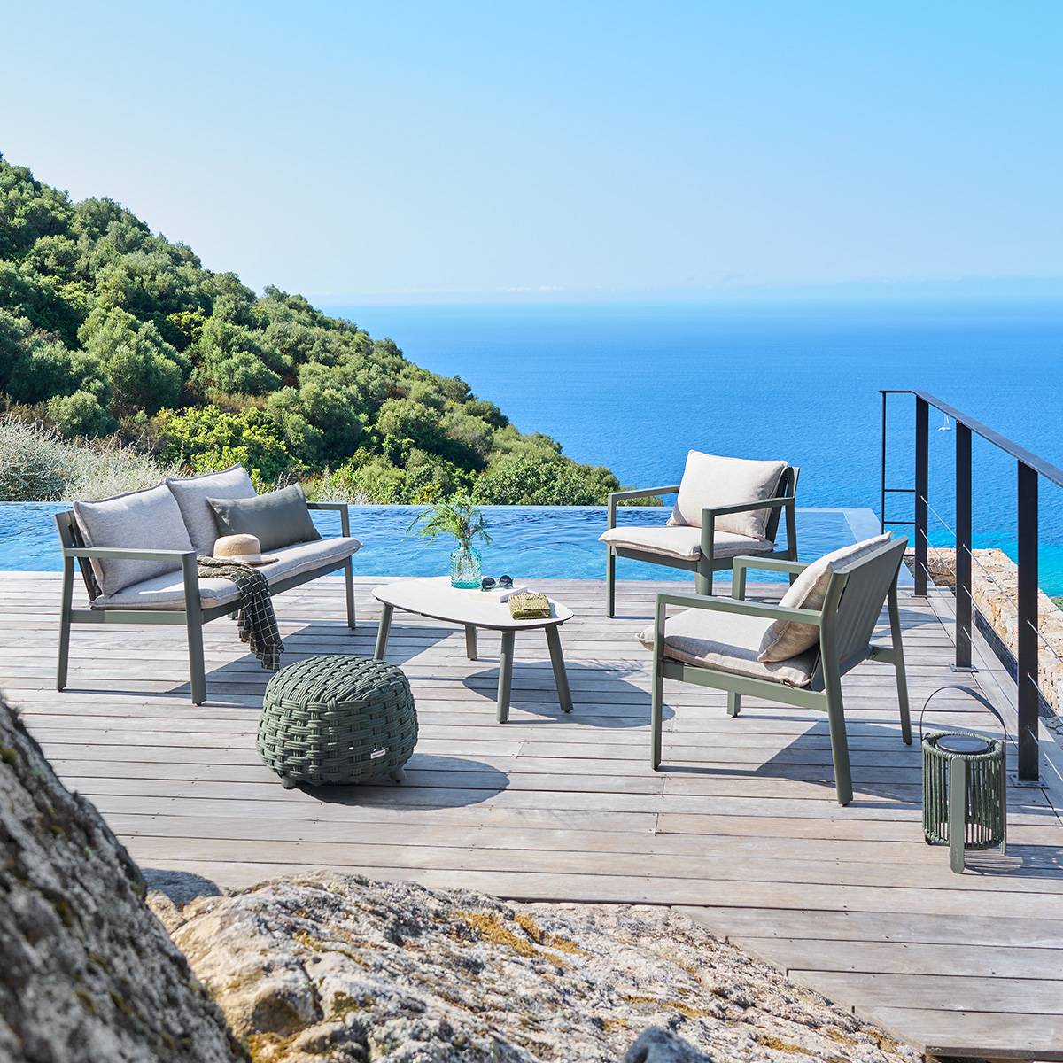 Gartenlounge-Set FLOVIA Lorbeergrün 4 Plätze - Epoxy-behandeltes Aluminium, Texaline Lorbeer