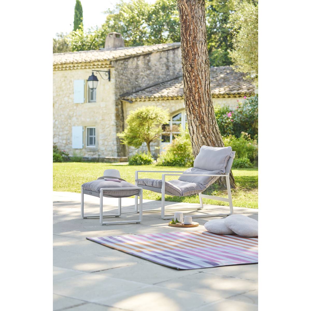 Garden relax armchair LAMBINIO White / Light grey Epoxy-treated aluminum - Olefin Light grey / White
