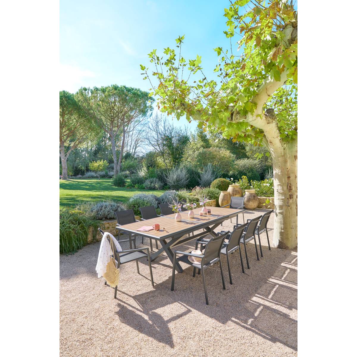 Extendable garden table AXIOME Wood Effect Walnut / Graphite 10 seats - Epoxy-coated aluminum Walnut wood effect / Graphite