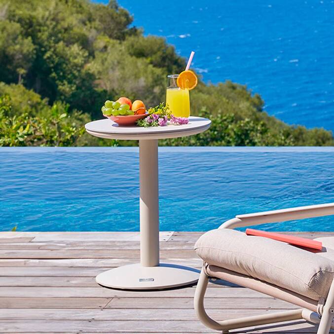 Round garden side table SOLETIA Clay 40 x 40 x 50 cm - Steel Clay