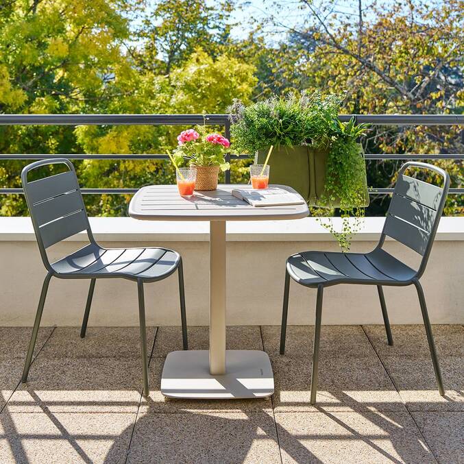 Square garden table ALEGORIA Clay 2 seats - Steel, Reinforced anti-rust treatment Clay