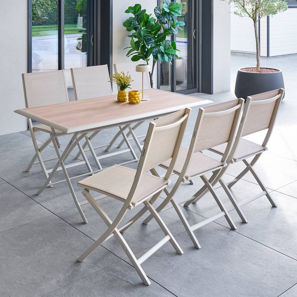 Rectangular folding garden table AZUA Spelt / Clay 6 seats - Epoxy-treated aluminum, Glass Spelt / Clay