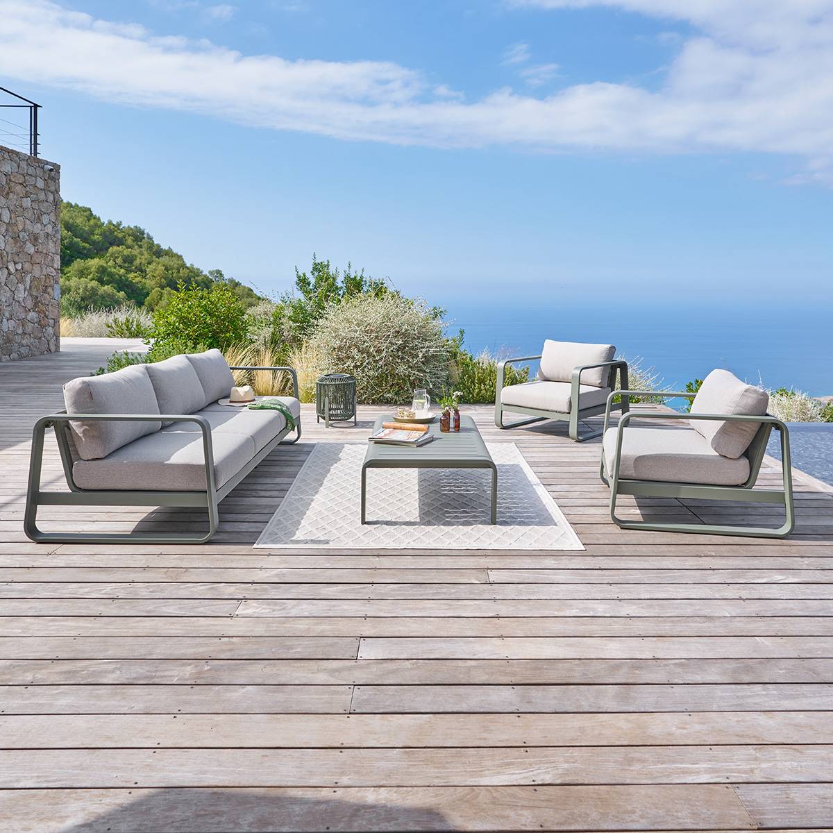 Conjunto de jardín DOMILLY Verde laurel 5 plazas - Aluminio tratado con epoxi, Olefina Beige / Verde laurel