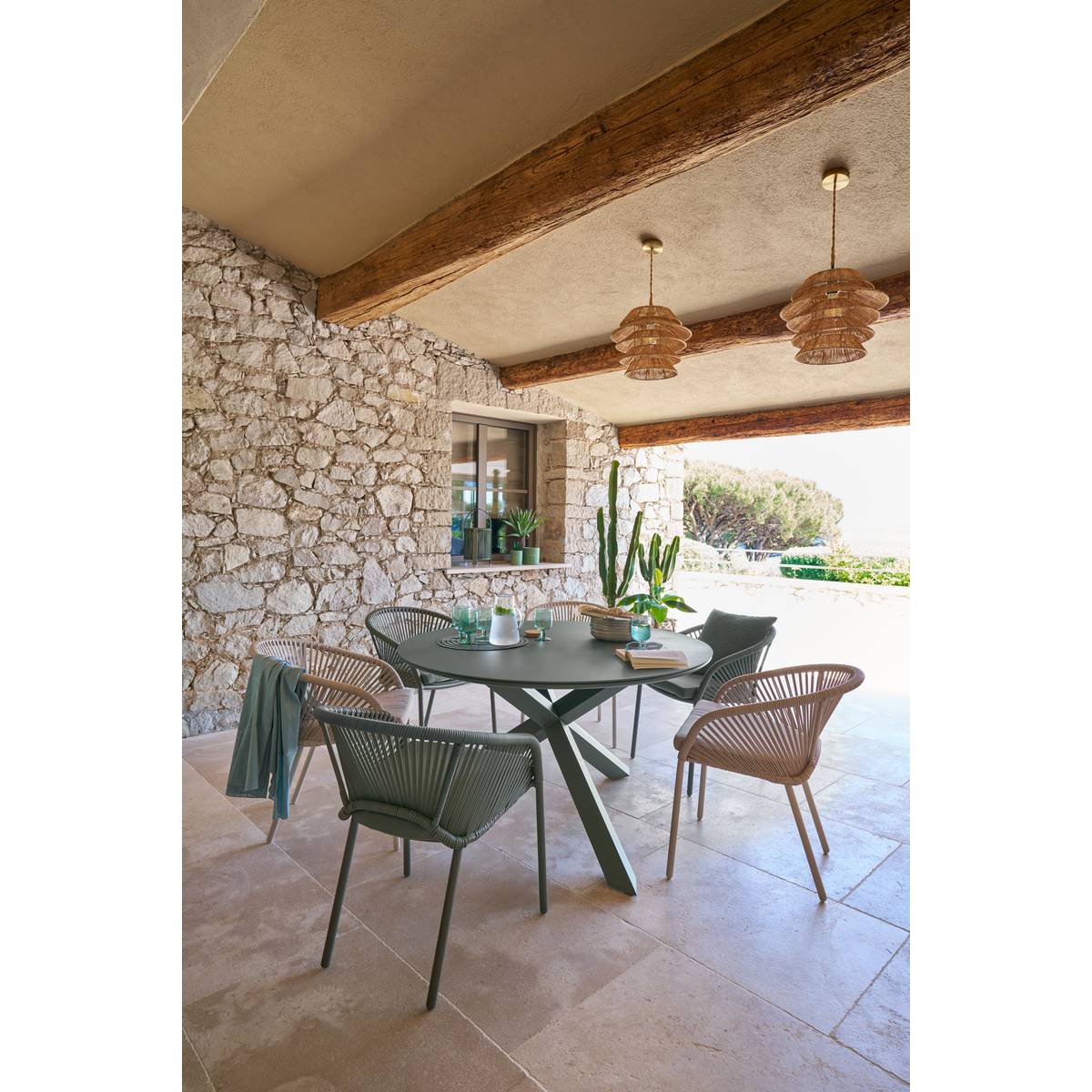 Silla de jardín con reposabrazos ORYON Arcilla Aluminio tratado con epoxi, Olefina Arcilla