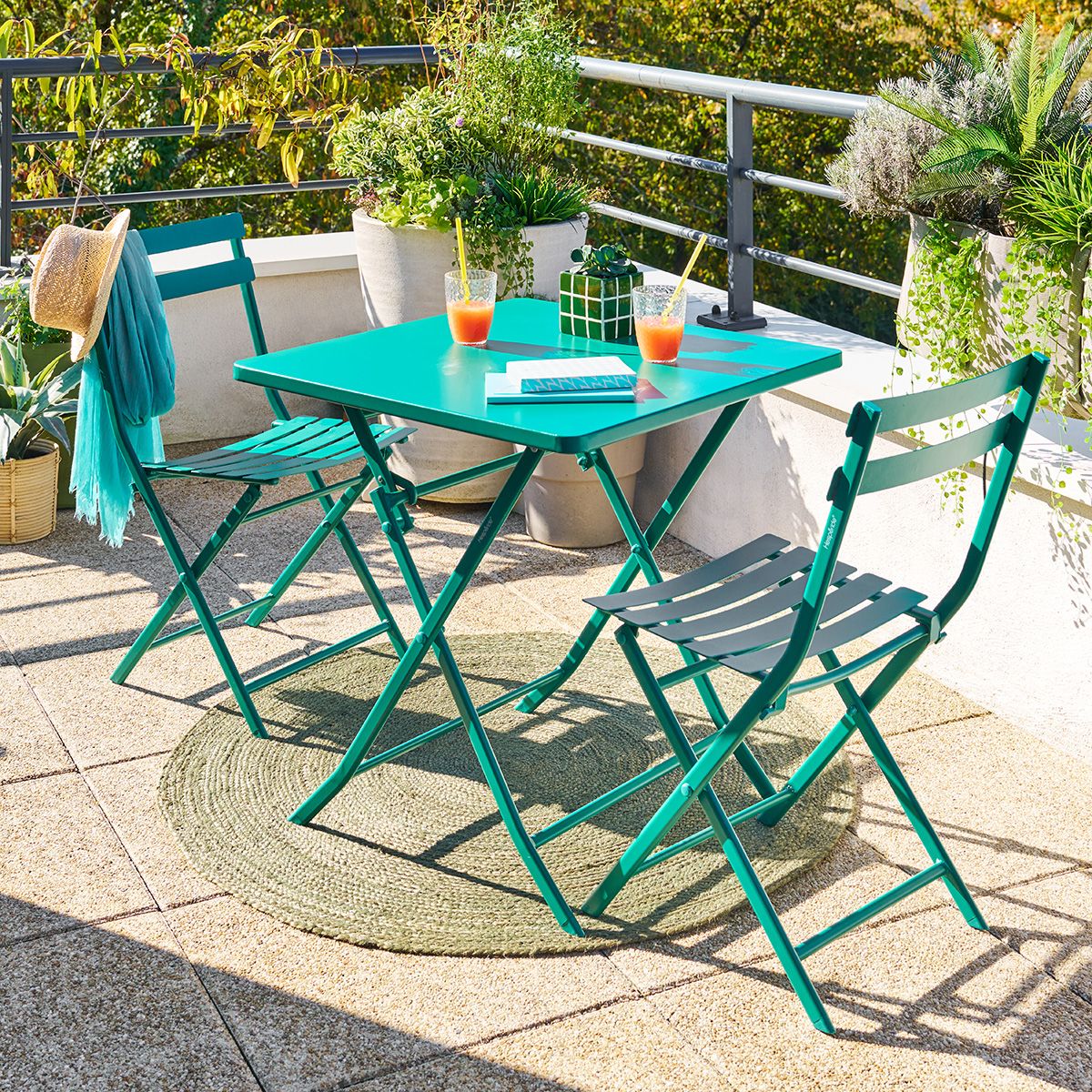 Conjunto mesa de jardín plegable cuadrada + 2 sillas GREENSBORO Ópalo 2 plazas - Acero, Tratamiento antioxidante reforzado Verde ópalo