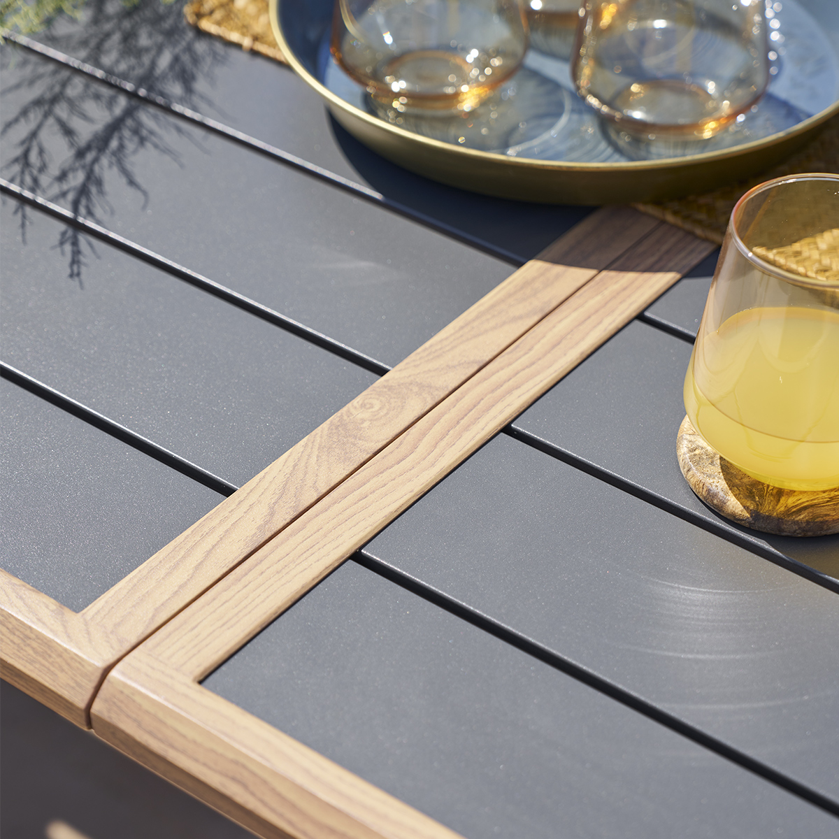 Table de jardin extensible AXIOME Graphite & Honey 10 places - Aluminium traité époxy Graphite / Honey