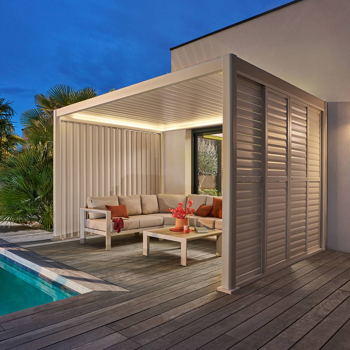 Pergola électrique bioclimatique autoportante EVORA Argile 4 x 3 m - Structure et lames doubles en aluminium Argile