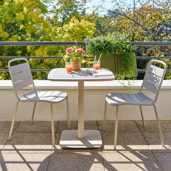 Table de jardin carré ALEGORIA Argile 2 places - Acier, Traitement anti-rouille renforcé Argile
