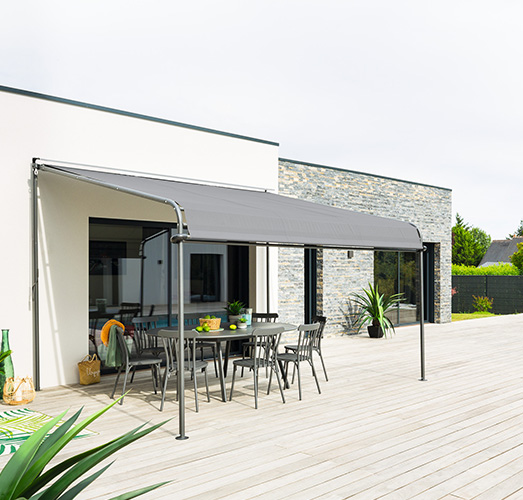 Pergola adoss&eacute;e 523x500 2