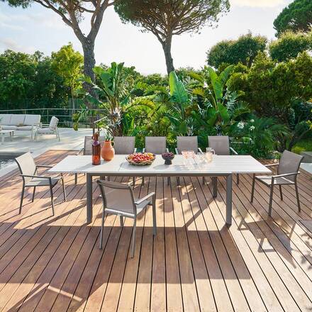 Tavolo da giardino rettangolare allungabile LUZANE Argilla / Caffè 12 posti - Alluminio