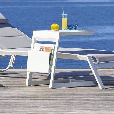 Mesa auxiliar de jardim quadrada ALLURE Branca 55 x 45 x 55 cm - Alumínio tratado com epóxi