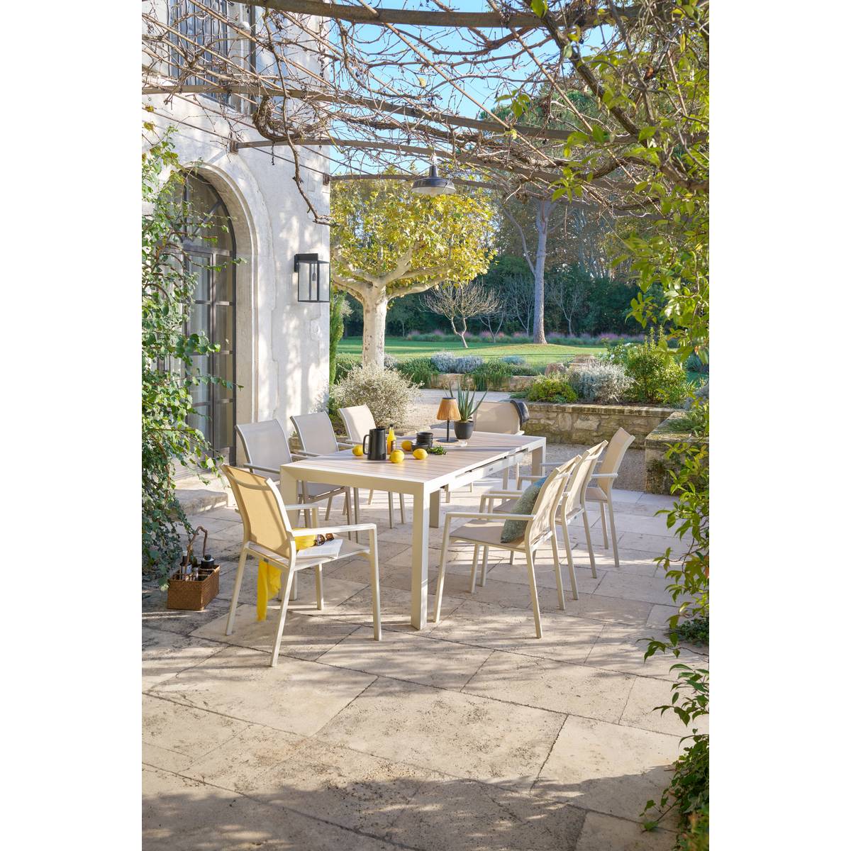 Mesa de jardim ÉVASION Efeito madeira Linho / Argila 8 lugares - Alumínio tratado com epóxi, Ripas de alumínio efeito madeira Efeito madeira Linho / Argila