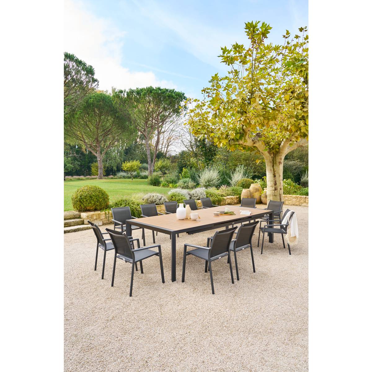 Mesa de jardim extensível ÉVASION Efeito madeira Honey / Graphite 14 lugares - Alumínio tratado com epóxi, Ripas de alumínio com efeito madeira Efeito madeira Honey / Grafite