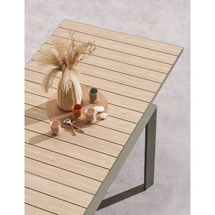 Mesa de jardim extensível deslizante ÉVASION efeito madeira Linho / Verde louro 10 lugares - Alumínio tratado com epóxi, Ripas de alumínio efeito madeira