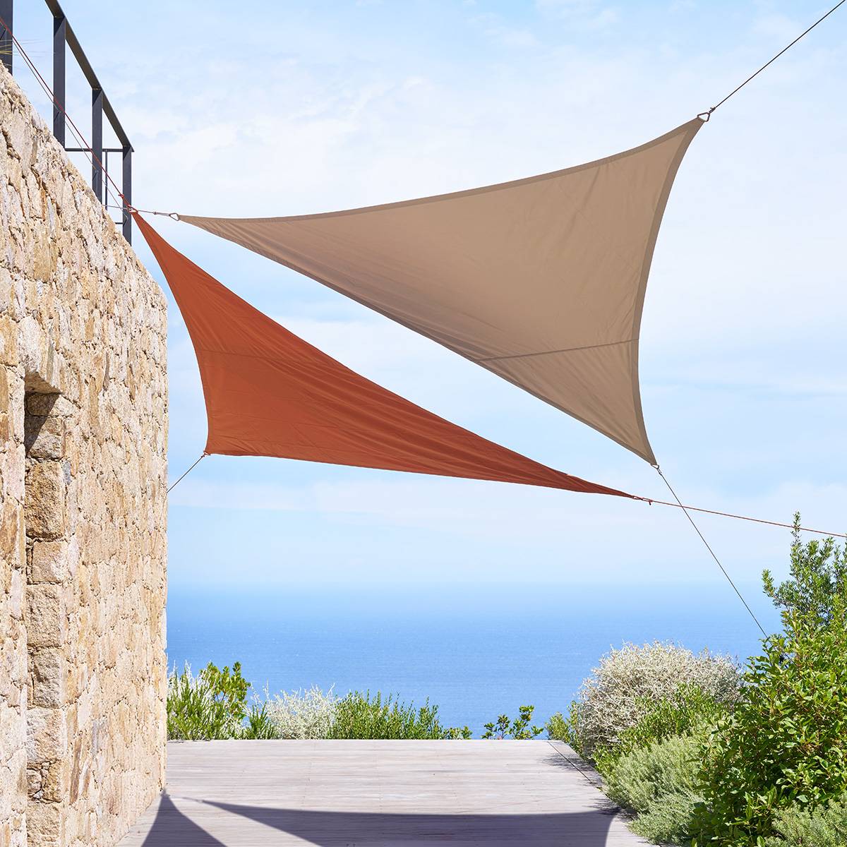 Vela de sombra triangular ELYORA Café 3 x 3 m - Poliéster Café